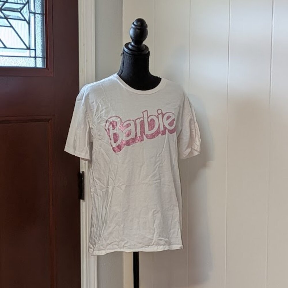 White/Pink Sparkle Print "Barbie" Tee Size XL (Juniors) NWOT